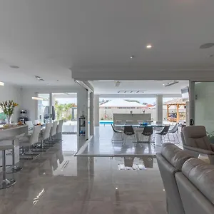 Epsom On Swan (adults Only) Bed & Breakfast Perth