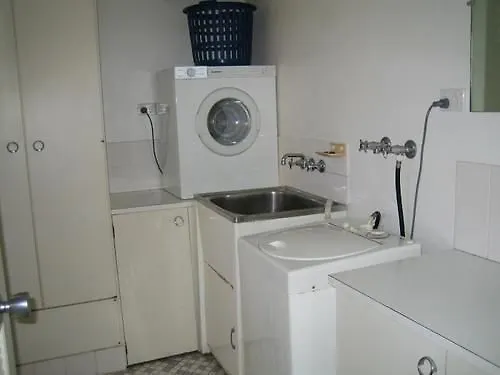 Dulkara Holiday Units Aparthotel Caloundra 2*,
